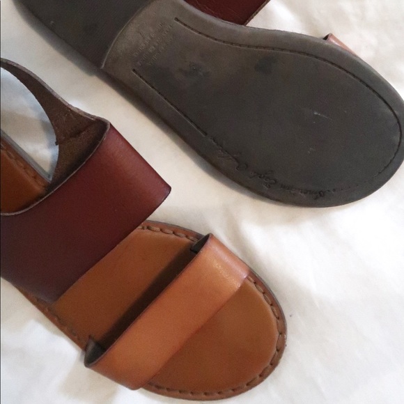 American Eagle Colorblocked Slingback Sandals - Picture 6 of 8